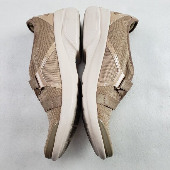 Bzees Offbeat Slip On Sneaker Womens 8.5 Beige Knit Mesh Comfort Casual Shoe - Picture 5 of 10